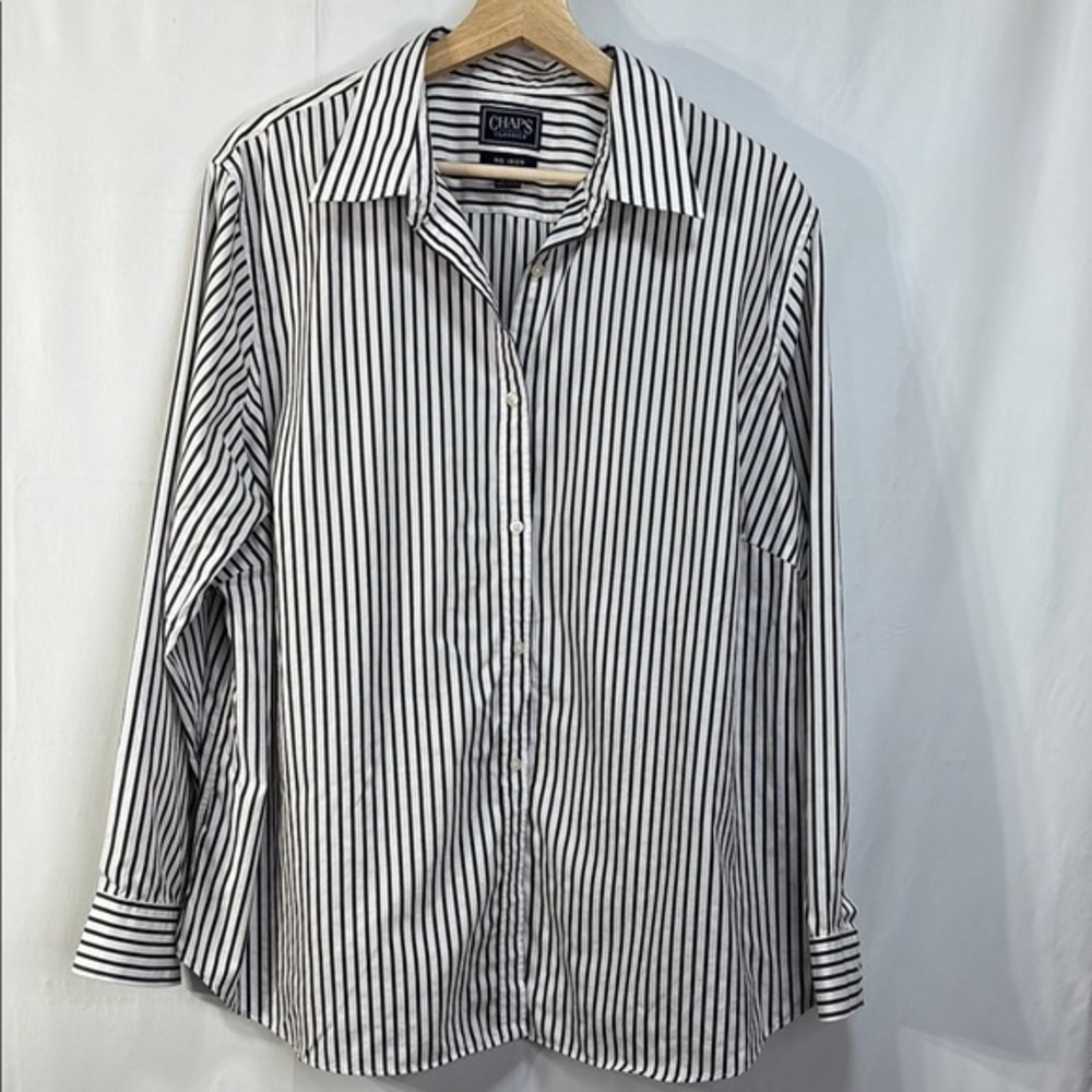 Chaps Black and White Striped no iron long sleeve Blouse